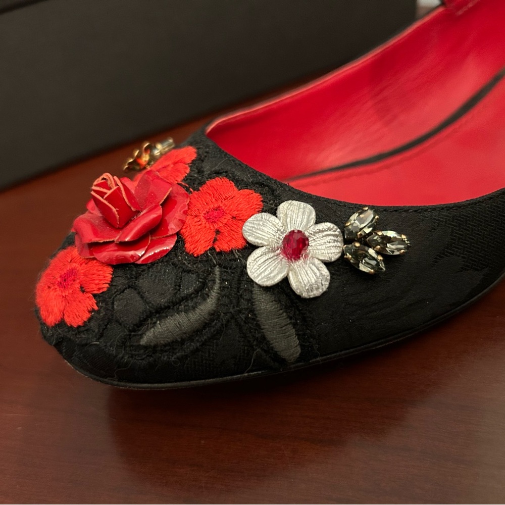 Dolce & Gabbana Black Brocade Embellished Mary Jane Ballerina Flats, size EU38.5 - Picture 7 of 16